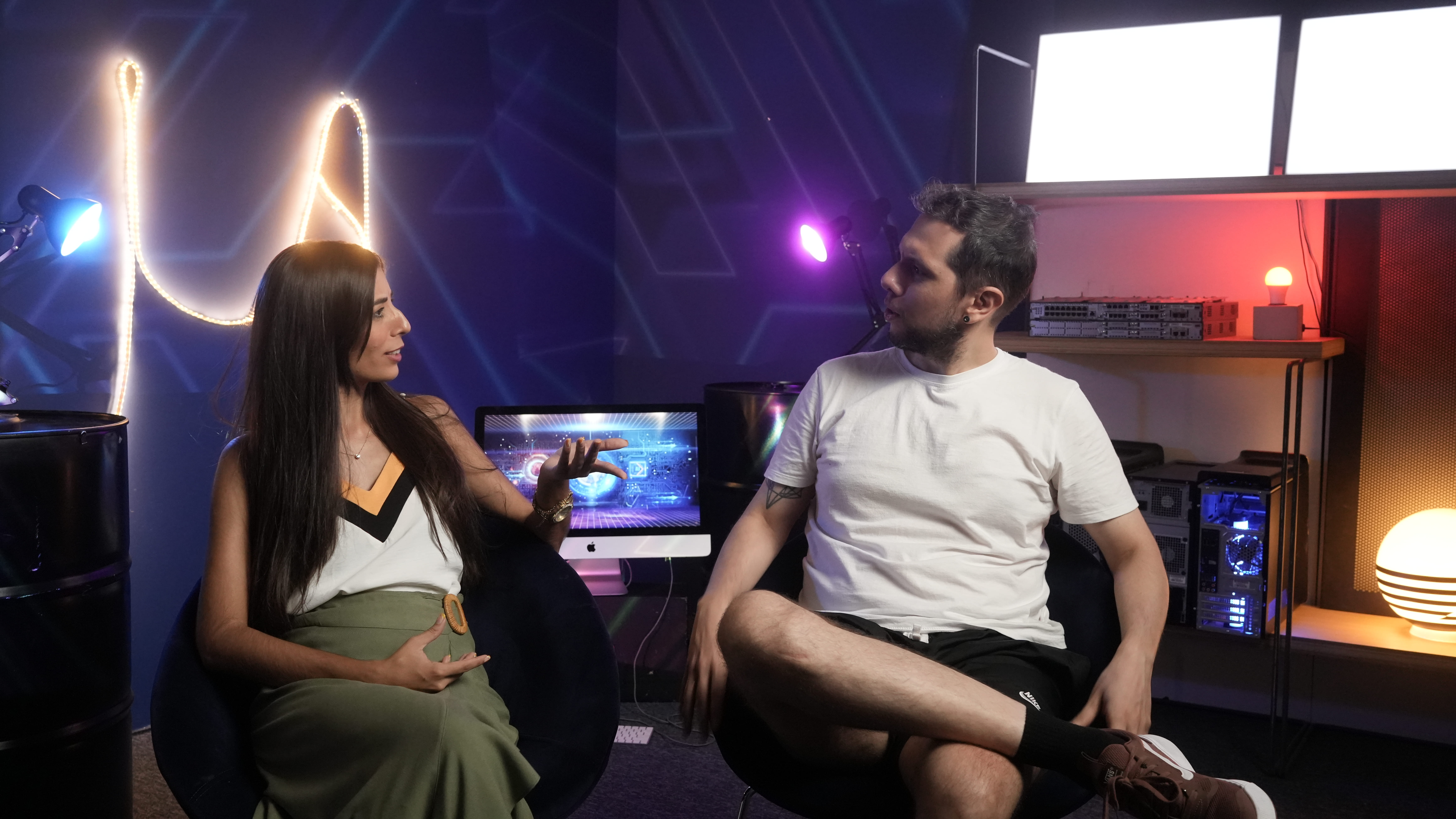 Nos bastidores da criação ideias se encontram, se transformam e ganham forma.