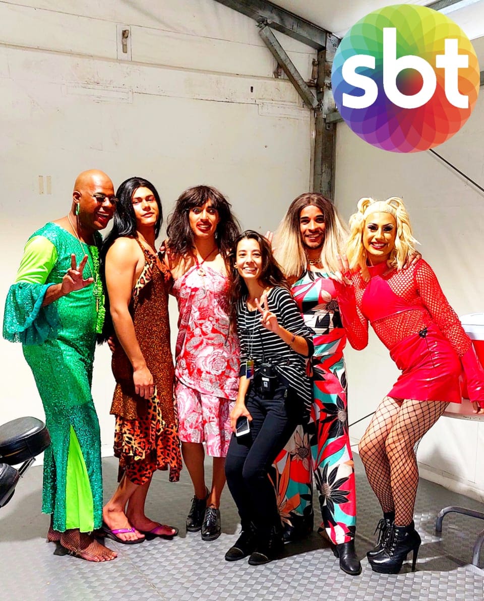 Brilhos, saltos e carisma: o show já começa nos bastidores!