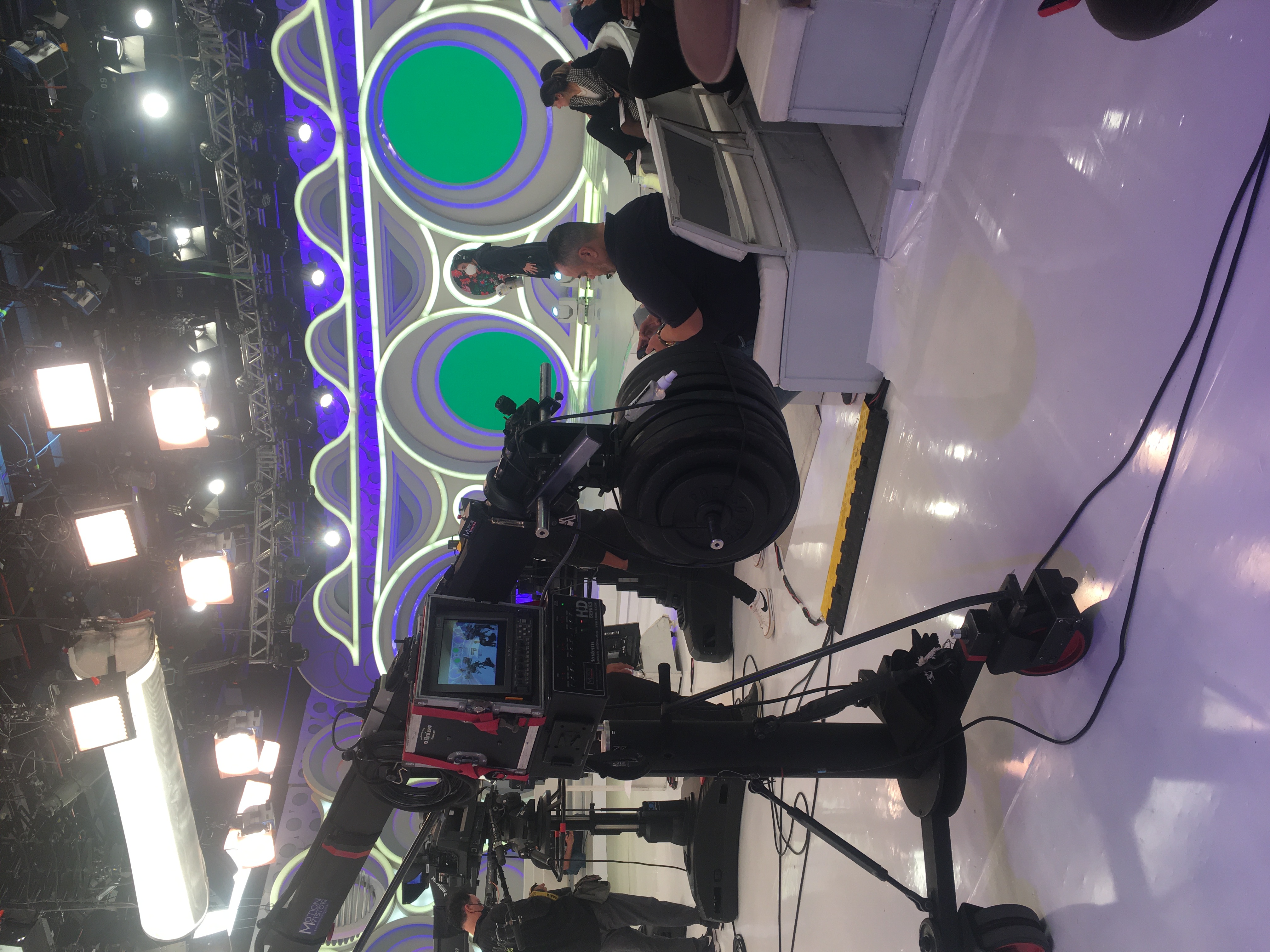 A lente captura, e o time por trás transforma em realidade.